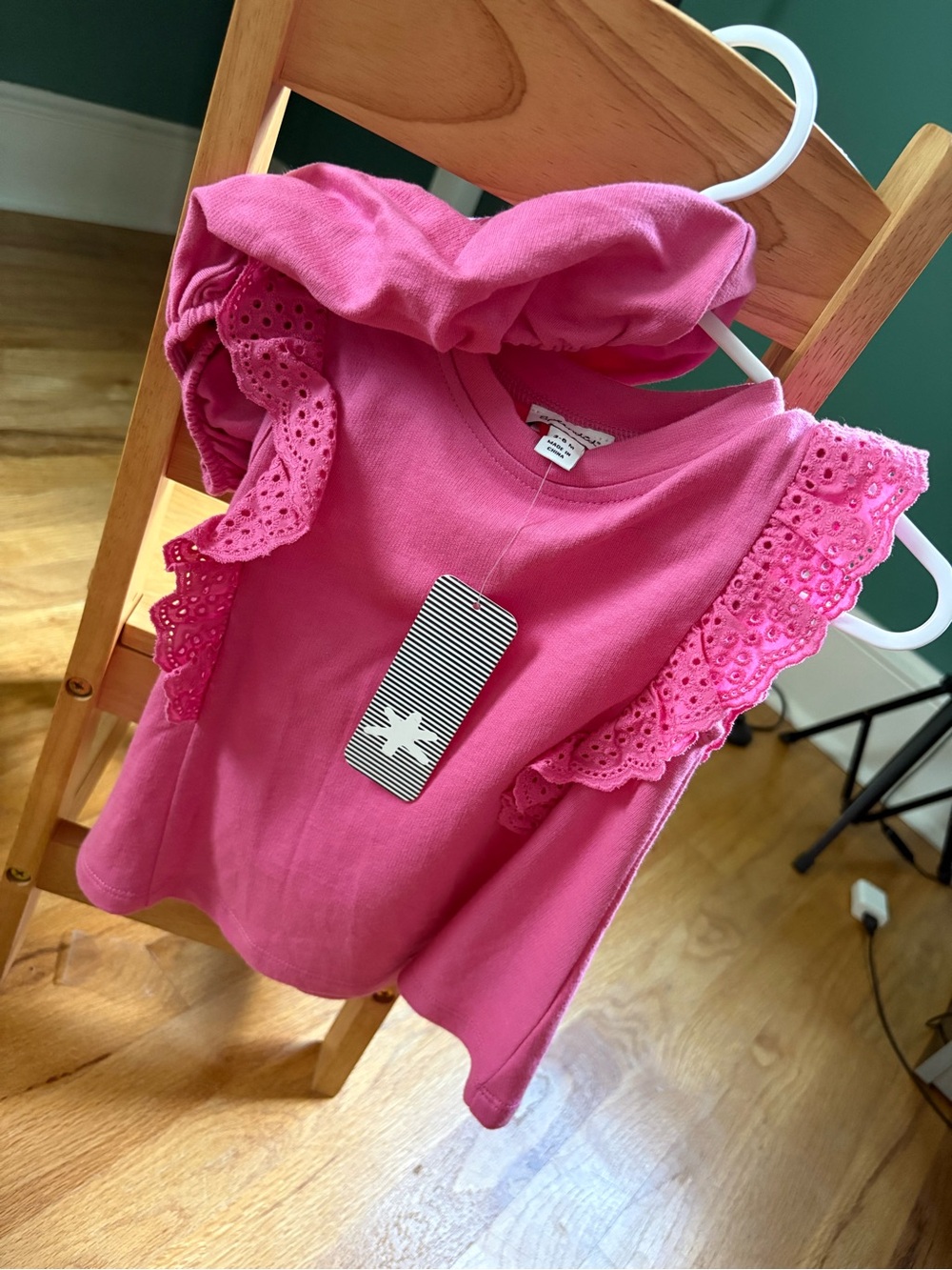 Splendid Hot Pink Eyelet Ruffle Sleeve Tee